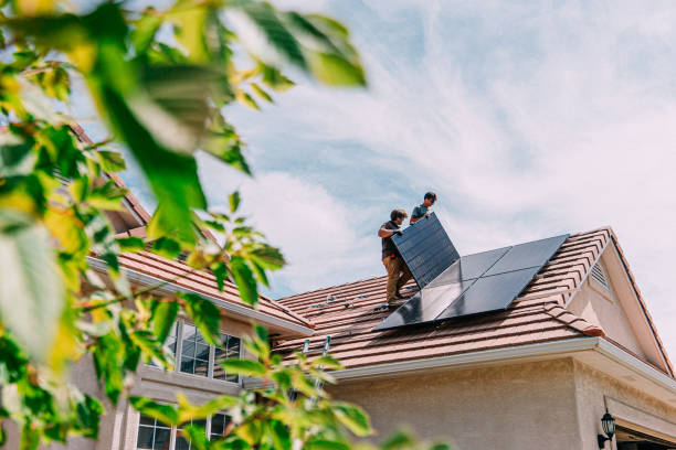 Best Roof Gutter Cleaning  in Mcmillin, WA